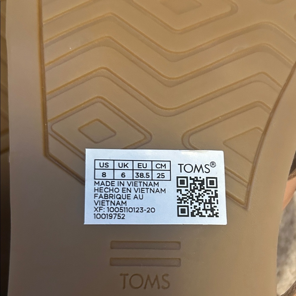 Toms Women's Tan Strappy Sandals - Picture 4 of 5